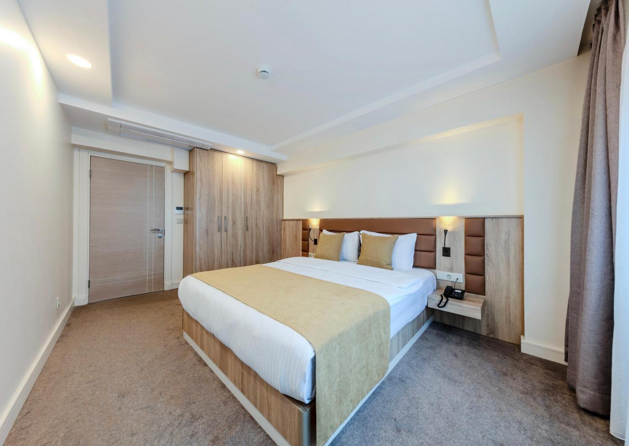 Roys Hotel & Suites Стамбул Экстерьер фото